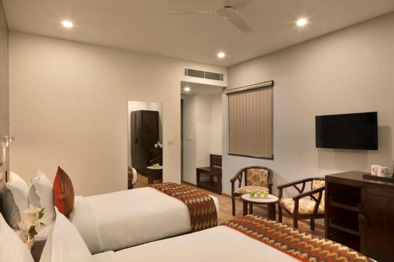 Click Hotel Jaipur, Raja Park Zewnętrze zdjęcie